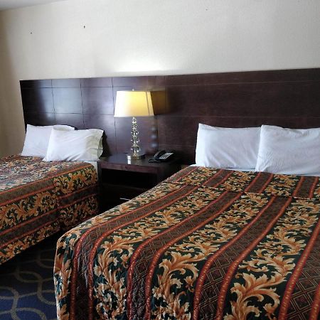 Holiday Motel Oakdale Ngoại thất bức ảnh
